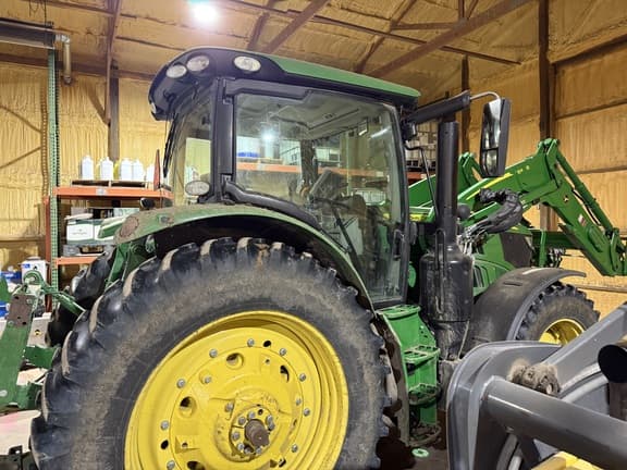 Image of John Deere 6155R equipment image 3