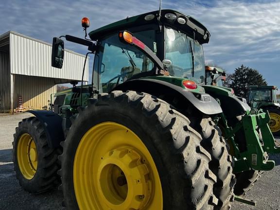 Image of John Deere 6215R equipment image 3