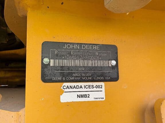 Image of John Deere 624L equipment image 4