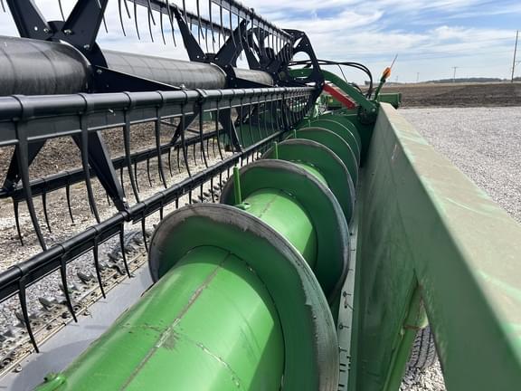 Image of John Deere 630F equipment image 2
