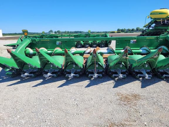Image of John Deere 708C equipment image 1