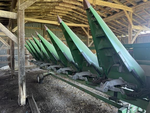 Image of John Deere 708C equipment image 2