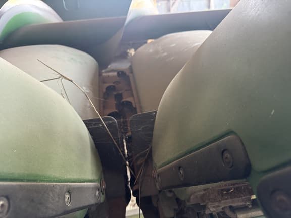 Image of John Deere 708C equipment image 4