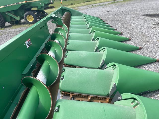 Image of John Deere 712C equipment image 2