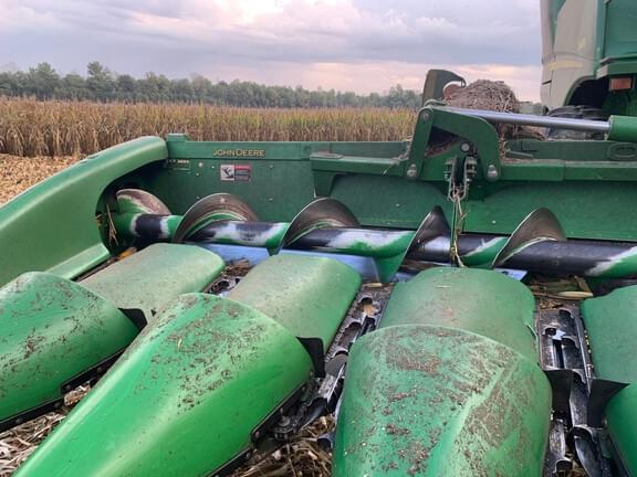 Image of John Deere 712FC equipment image 3