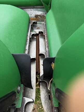 Image of John Deere 712FC equipment image 2