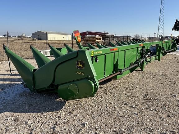 Image of John Deere 716C equipment image 2