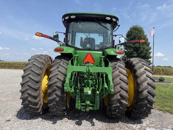 Image of John Deere 7210R equipment image 3