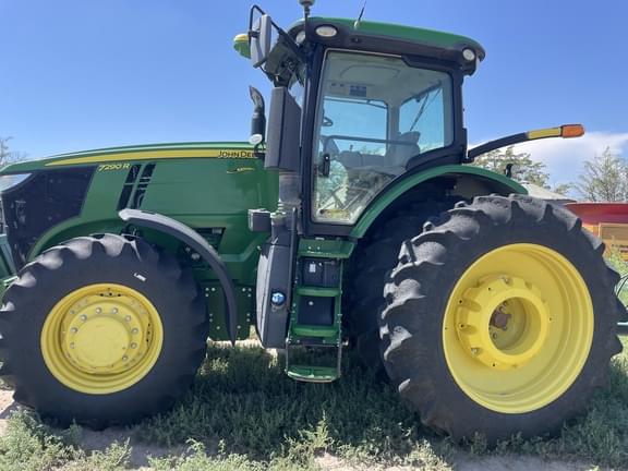 Image of John Deere 7290R equipment image 2