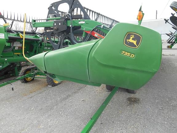 Image of John Deere 735D Primary image