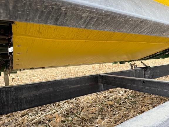 Image of John Deere 735FD equipment image 2