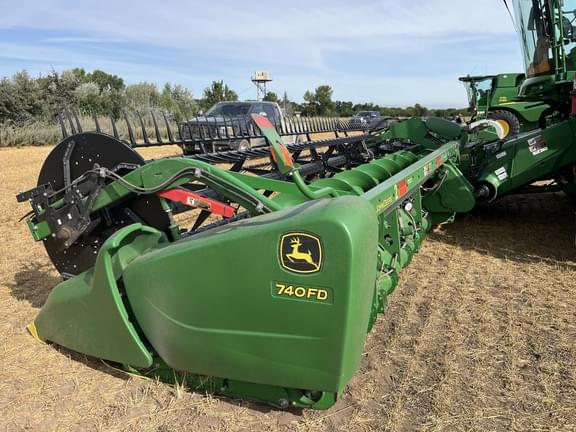 Image of John Deere 740FD Primary image