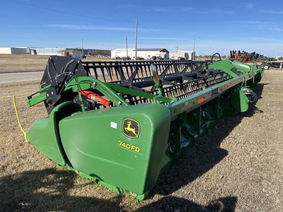 Image of John Deere 740FD equipment image 3