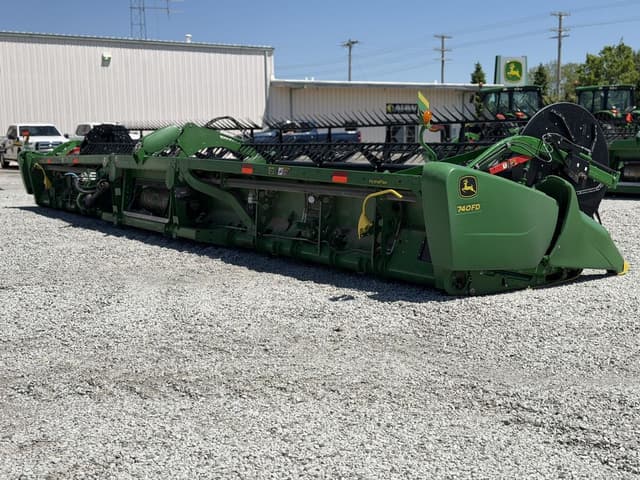 Image of John Deere 740FD equipment image 4