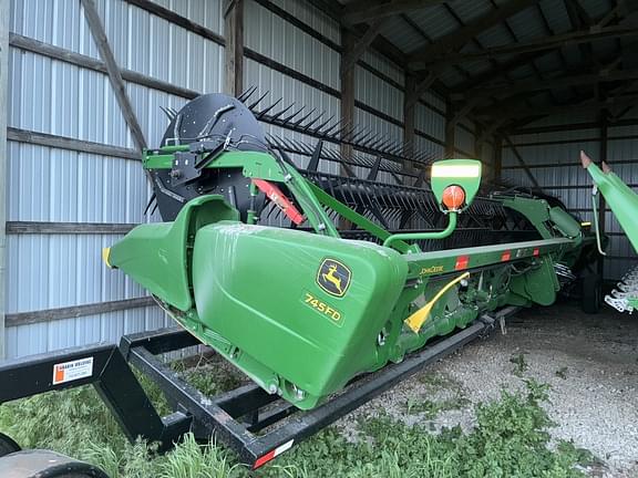 Image of John Deere 745FD Primary image