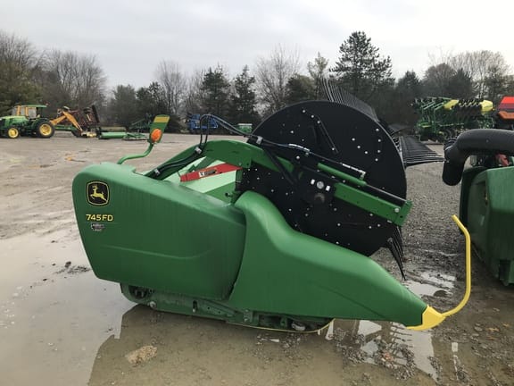 2019 John Deere 745FD Equipment Image0