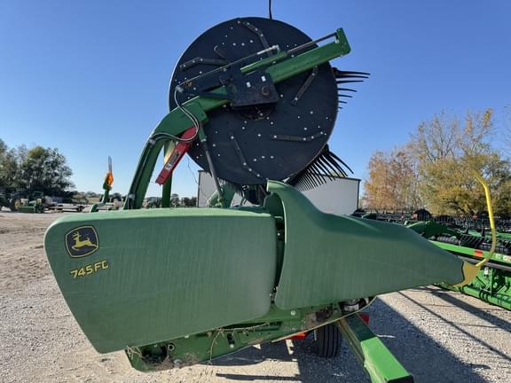 Image of John Deere 745FD equipment image 4