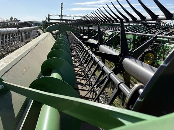 Image of John Deere 745FD equipment image 3