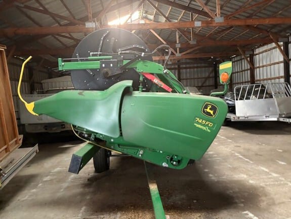 2019 John Deere 745FD Equipment Image0