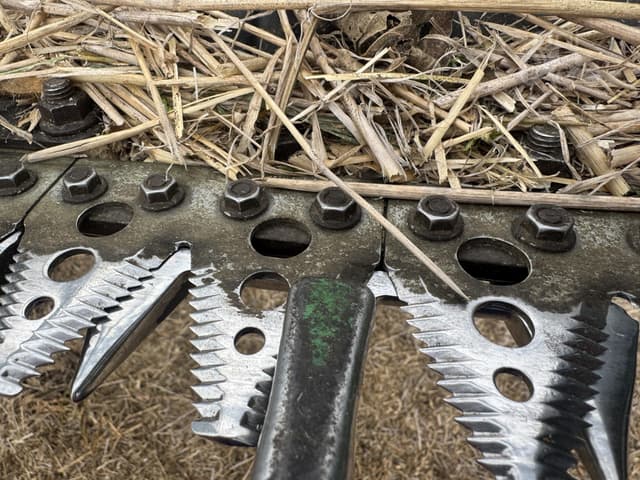 Image of John Deere 745FD equipment image 2