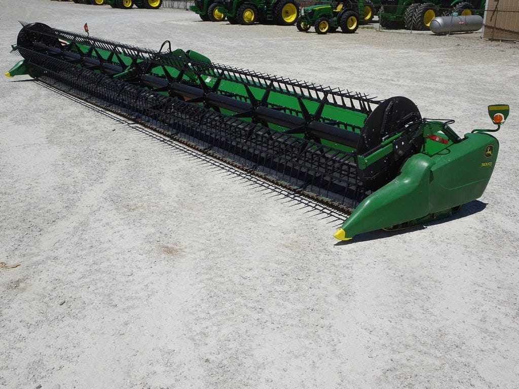 2019 John Deere 745FD Equipment Image0