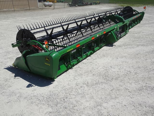 Image of John Deere 745FD equipment image 4