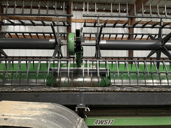 Image of John Deere 745FD equipment image 3