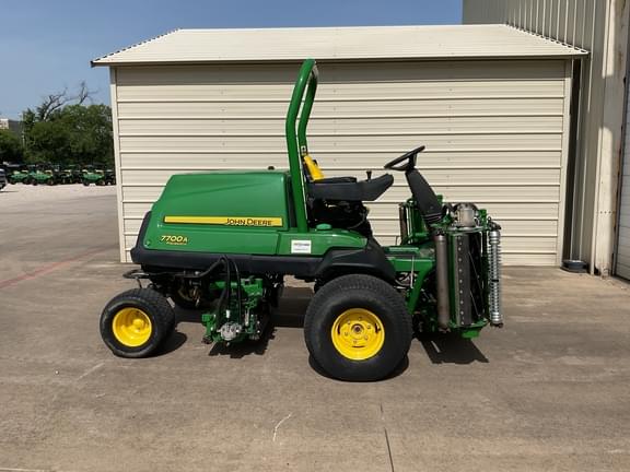 Image of John Deere 7700A equipment image 3