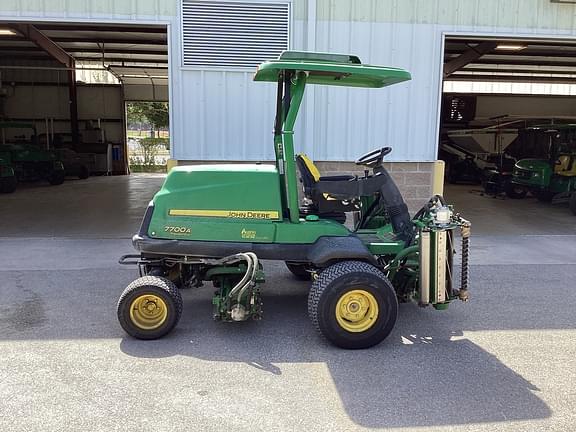 Image of John Deere 7700A equipment image 4