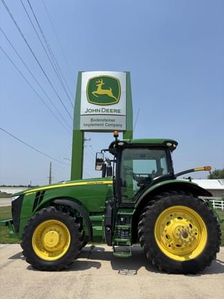 Main image John Deere 8245R