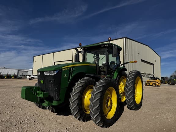 Image of John Deere 8270R Primary image