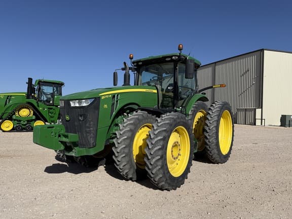 Image of John Deere 8270R Primary image