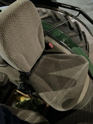 Image of John Deere 8270R equipment image 2