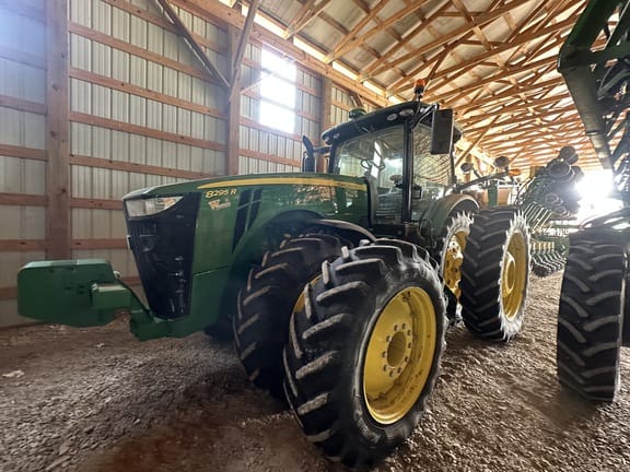 2019 John Deere 8295R Equipment Image0