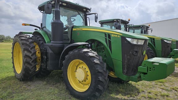 Image of John Deere 8295R equipment image 1