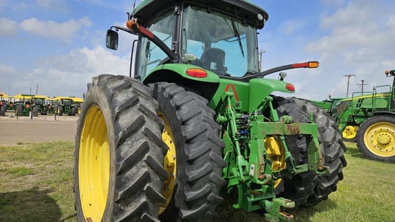 Image of John Deere 8295R equipment image 3
