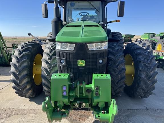 Image of John Deere 8320R equipment image 2