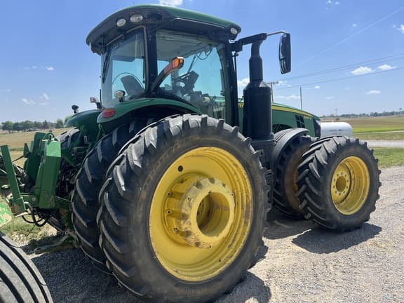 Image of John Deere 8345R equipment image 3