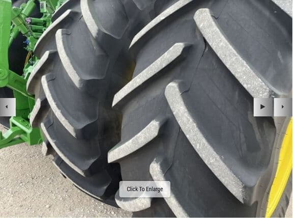 Image of John Deere 8400R equipment image 4