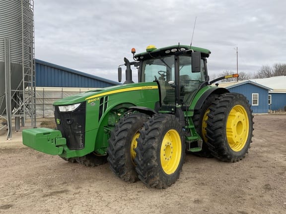 2019 John Deere 8400R Equipment Image0
