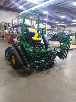 Image of John Deere 8900A equipment image 2