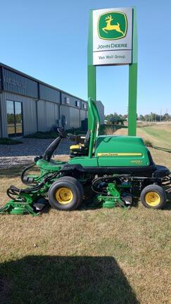 Image of John Deere 9009A equipment image 1