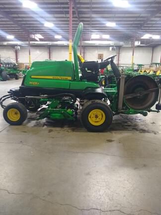 Image of John Deere 9009A equipment image 2