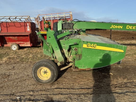 Image of John Deere 946 equipment image 3