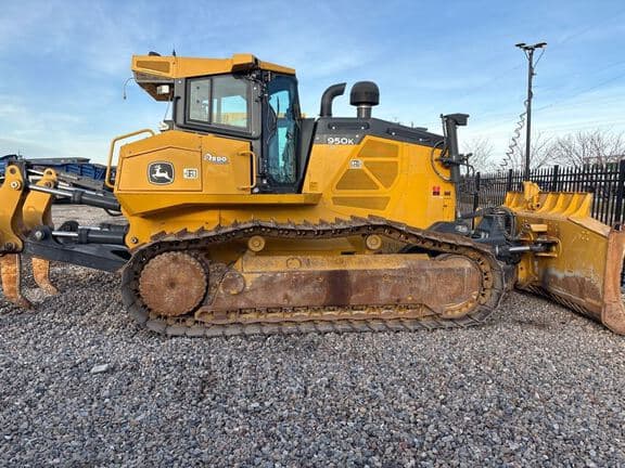 Image of John Deere 950K equipment image 1