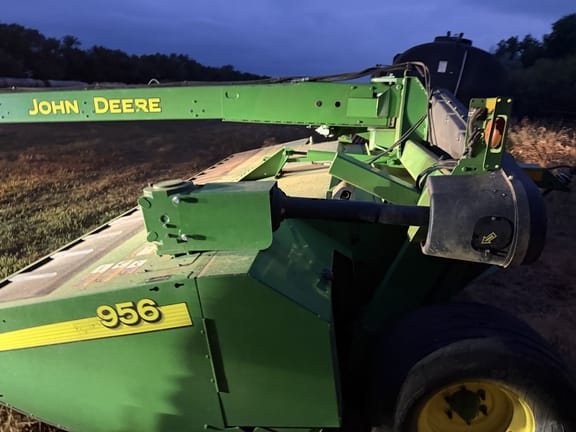 2019 John Deere 956 Equipment Image0