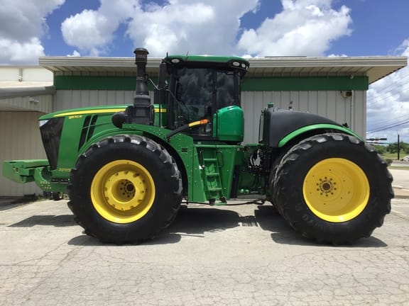 2019 John Deere 9570R Equipment Image0