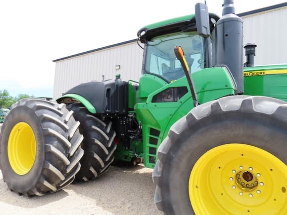 Image of John Deere 9620R equipment image 2