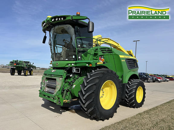 Image of John Deere 9900 equipment image 1