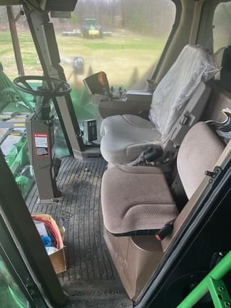 Image of John Deere CP690 equipment image 3